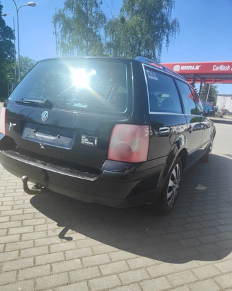 Volkswagen Passat cena 6900 przebieg: 292209, rok produkcji 2002 z Piła małe 22